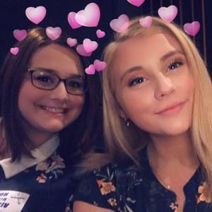 Meet your Posher, Holly